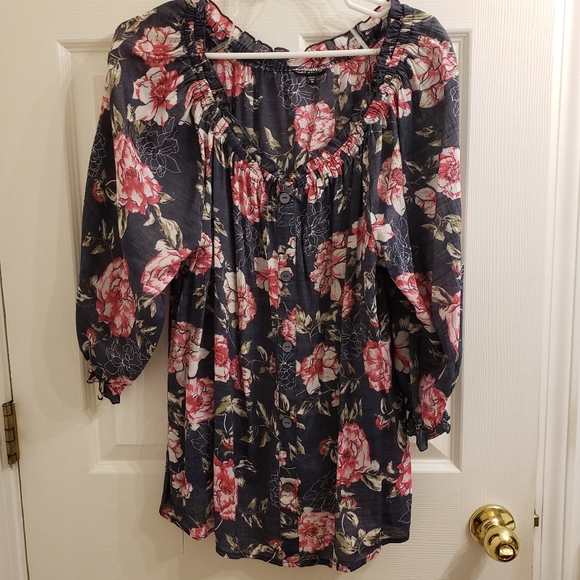 Unique Spectrum Tops - Top